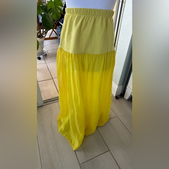 Vintage Johnny Was Low-Rise Yellow Maxi Skirt - Picture 6 of 12